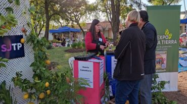 La primera edición del Festival Somos Ambiente fue itinerante y se realizó en diferentes lugares del departamento Colón. Este año