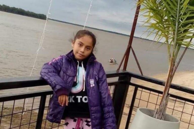 La pequeña de 8 años