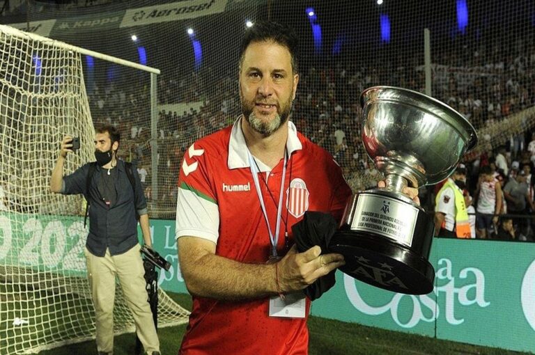 De Paoli le habría ganado la pulseada a Leandro Gracian.