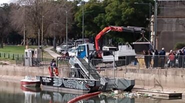 'Quedó en evidencia que el barredor quedó obsoleto. Ese bote fue desmantelado por vandalismo y no es casual que se haya dejado abandonado. Esta es la muestra donde no se ve quién es el regente del arroyo y se van diluyendo todos los problemas y la situación es paupérrima'