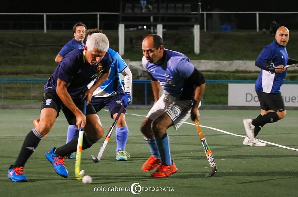La cancha de césped sintético con sistema de riego del PRC fue escenario del arranque preparativo del combinado con vista a la Copa Panamericana. Colo Cabrera