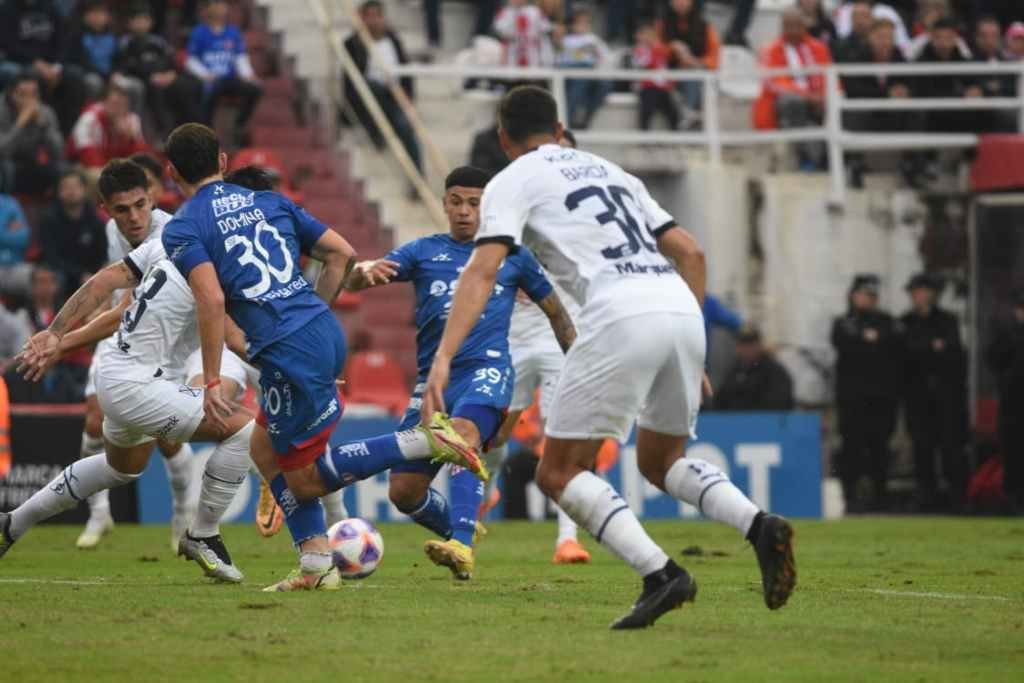 Luis Cetraro.