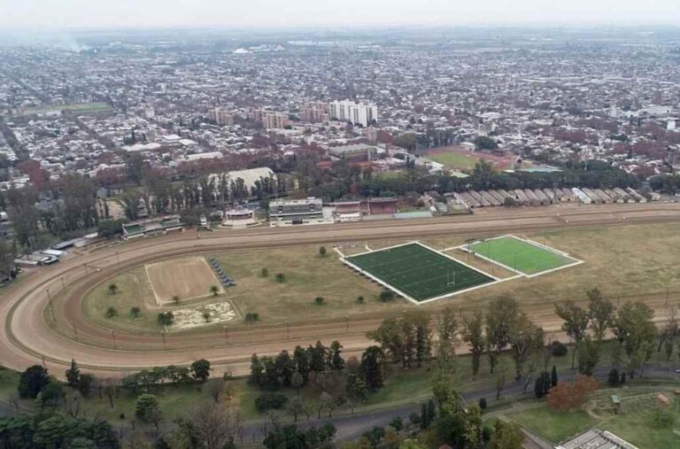 El hijo del 'Flaco' levantará en el óvalo un centro de entrenamiento de fútbol. Archivo.