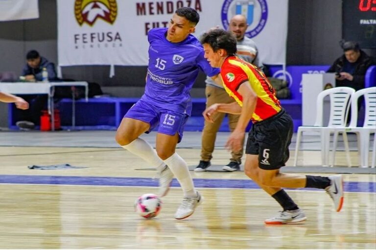 Atlético Neuquén Club no pudo sumar en su primera experiencia en el torneo más importante que tiene el futsal argentino de clubes. Martín Pereyra