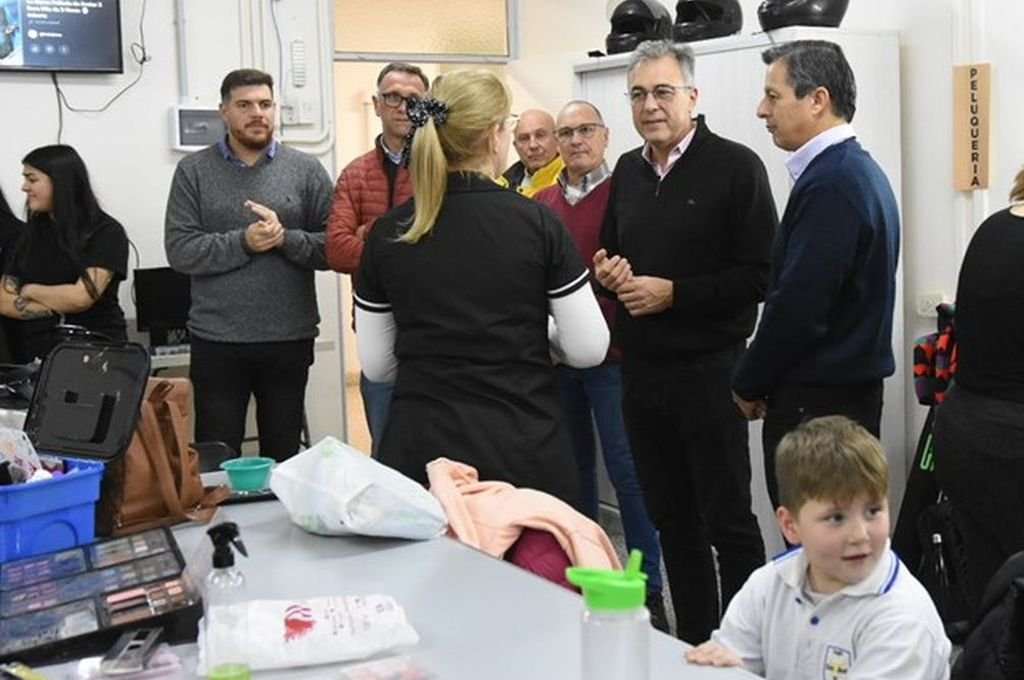 Castellano resaltó que el Centro de Formación Profesional es "una cuna de trabajo y de generación de empleo ya que son 600 personas las que hoy están aprendiendo un oficio en este lugar y