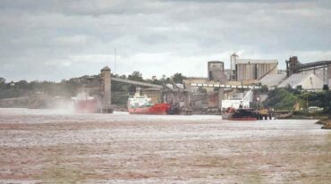 Fuerte impacto. Los indicadores en torno a la histórica sequía que aún azota a parte de la provincia de Santa Fe muestran las graves consecuencias que generó en la producción. Archivo/Marcelo Manera.