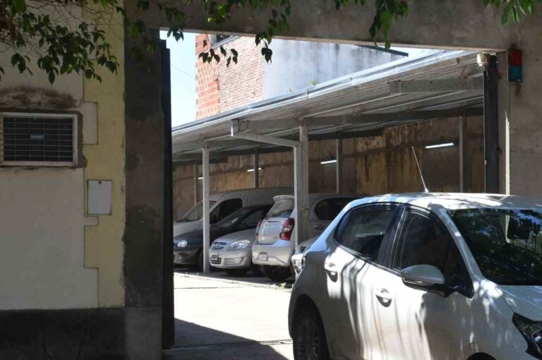 El proyecto promueve un incentivo de descuento en el pago del Drei a cocheras que dispongan de un espacio equivalente a un vehículo