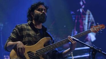 'Soy un bajista que busca generar unos fuertes cimientos en la música'