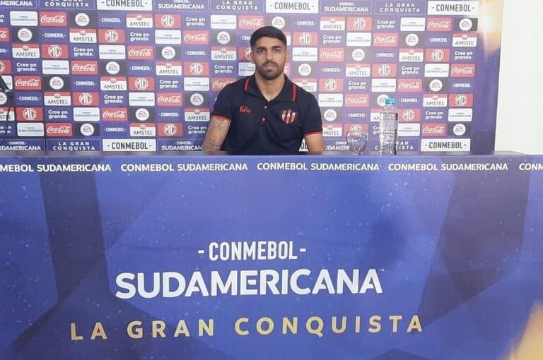 Fabio Vázquez habló del partido de mañana ante Botafogo.  Juan Manuel López
