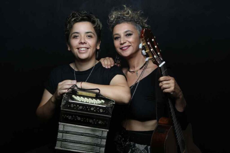 Ellas son dos artistas de amplio repertorio musical. Gentileza.