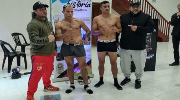 Nicolás Albarenga y Dimas Garateguy superaron el pesaje y serán los protagonistas de la pelea principal en Valle María. Prensa Municipalidad de Valle María