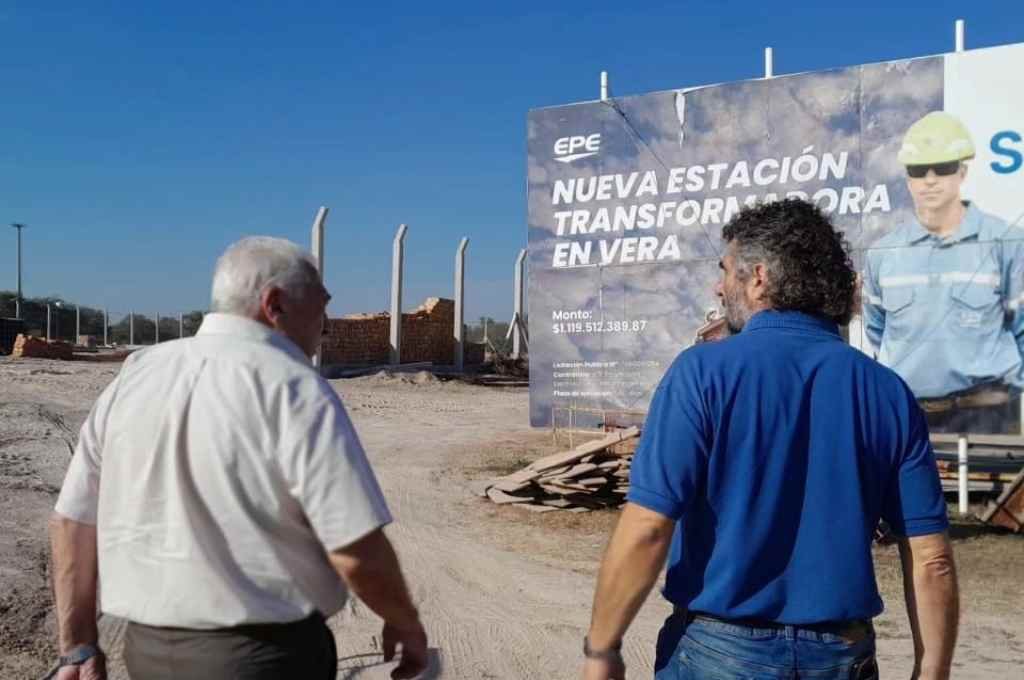 El senador y el presidente del directorio supervisaron los trabajos. Gentileza.
