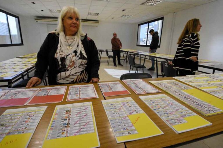 La veda comenzó este viernes a las 8. Archivo.