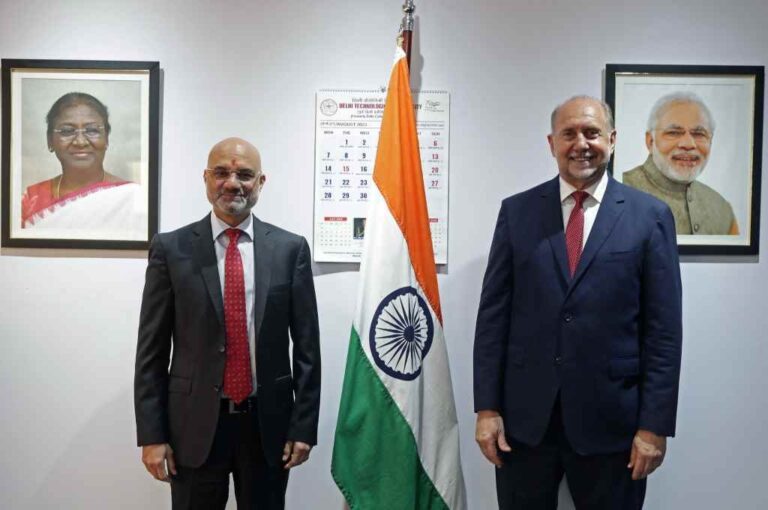 Perotti se reunió el 4 de julio en Buenos Aires con el embajador de la India en la Argentina