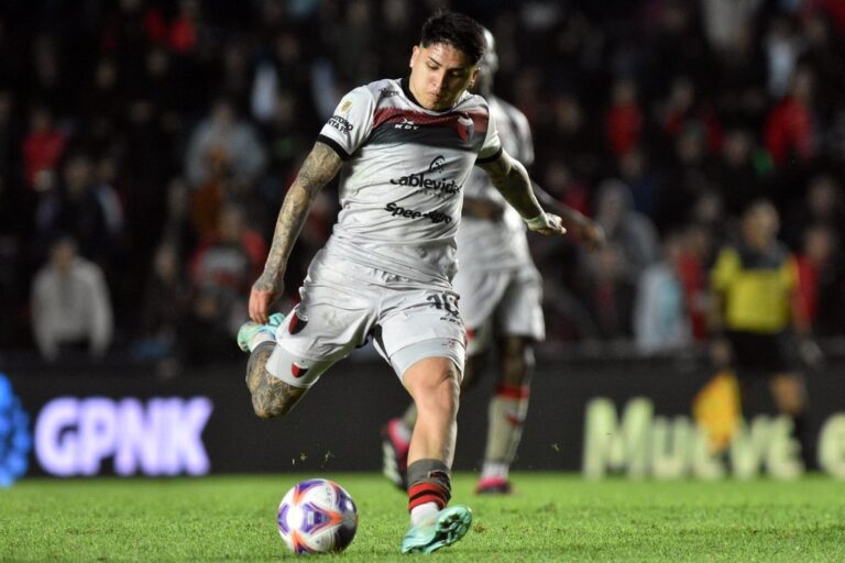 La "Joya" sabalera atraviesa sus últimos partidos en Colón. Luis Cetraro