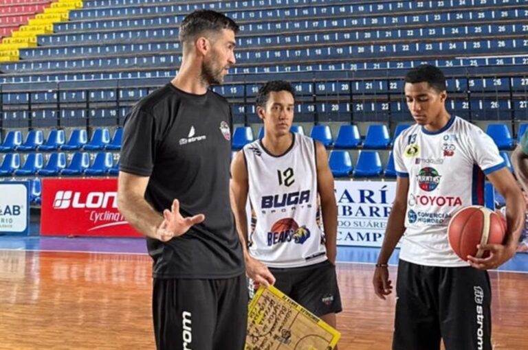 'Gran temporada para el conjunto dirigido por Sebastián Porta. El equipo fue creciendo de menos a más y terminó dejando a la Institución en los primeros planos del básquet nacional'