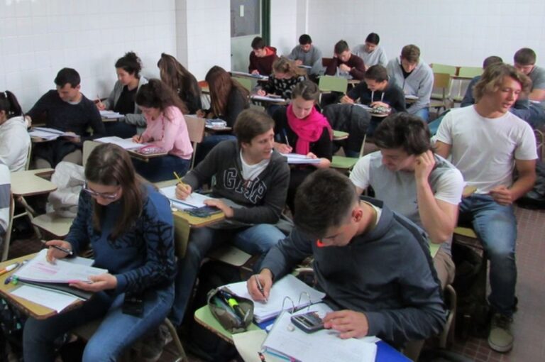 Destacar las propuestas académicas de la ciudad