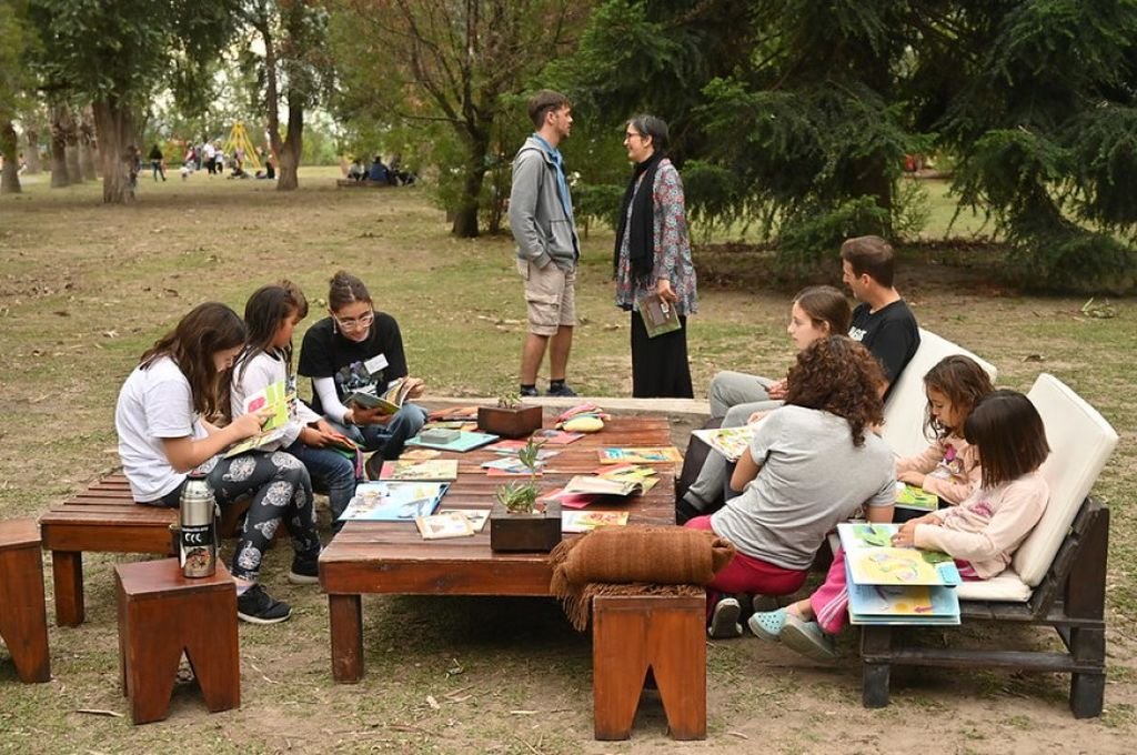 Durante las vacaciones el Bosque estará abierto los martes y jueves de 14 a 17 para que los vecinos y vecinas puedan recorrerlo