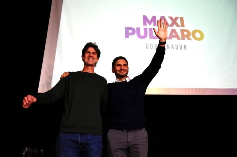 Pullaro junto a Lousteau en la sede partidaria de Rosario. Marcelo Manera