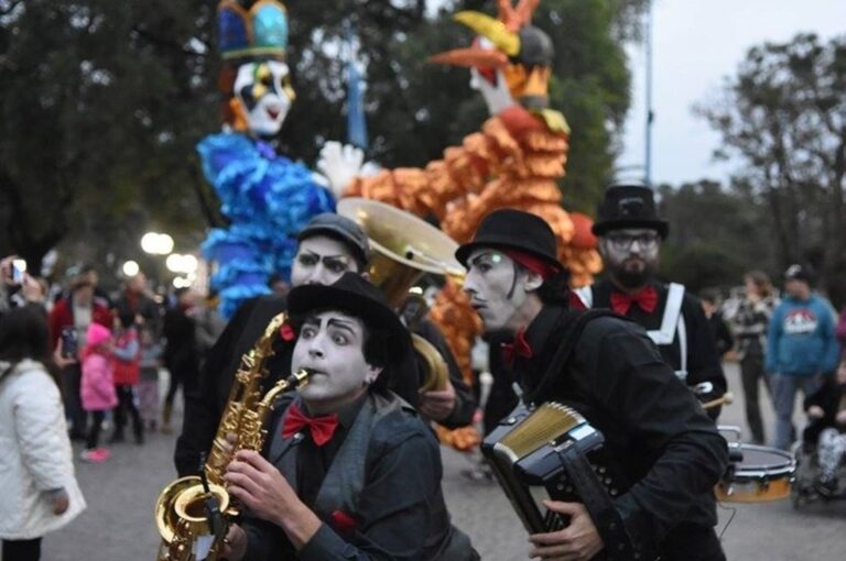Con 33 espectáculos programados que realizarán 63 funciones en Rafaela