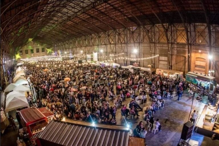 Esta 10° edición ofrece puestos de comidas con patio de fuegos y pastelería con más de 50 propuestas gastronómicas