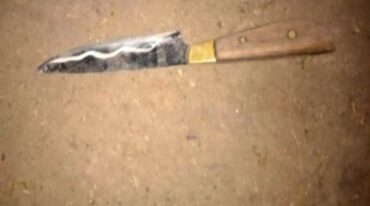 El sujeto fue interceptado y al ser palpado hallaron entre sus prendas un arma blanca.