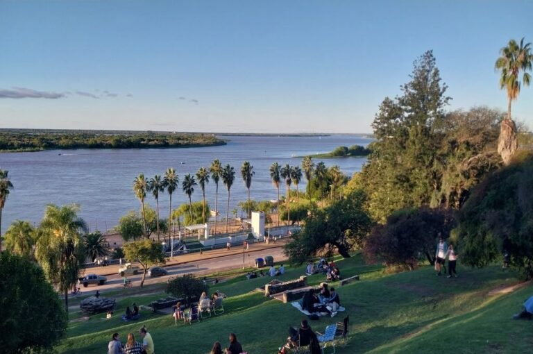 El Parque Urquiza fue uno de los lugares elegidos para pasear. Nicolás García