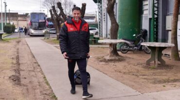 Rodolfo De Paoli ya comenzó a pensar solo en la Zona A de la Primera Nacional.  Prensa Patronato