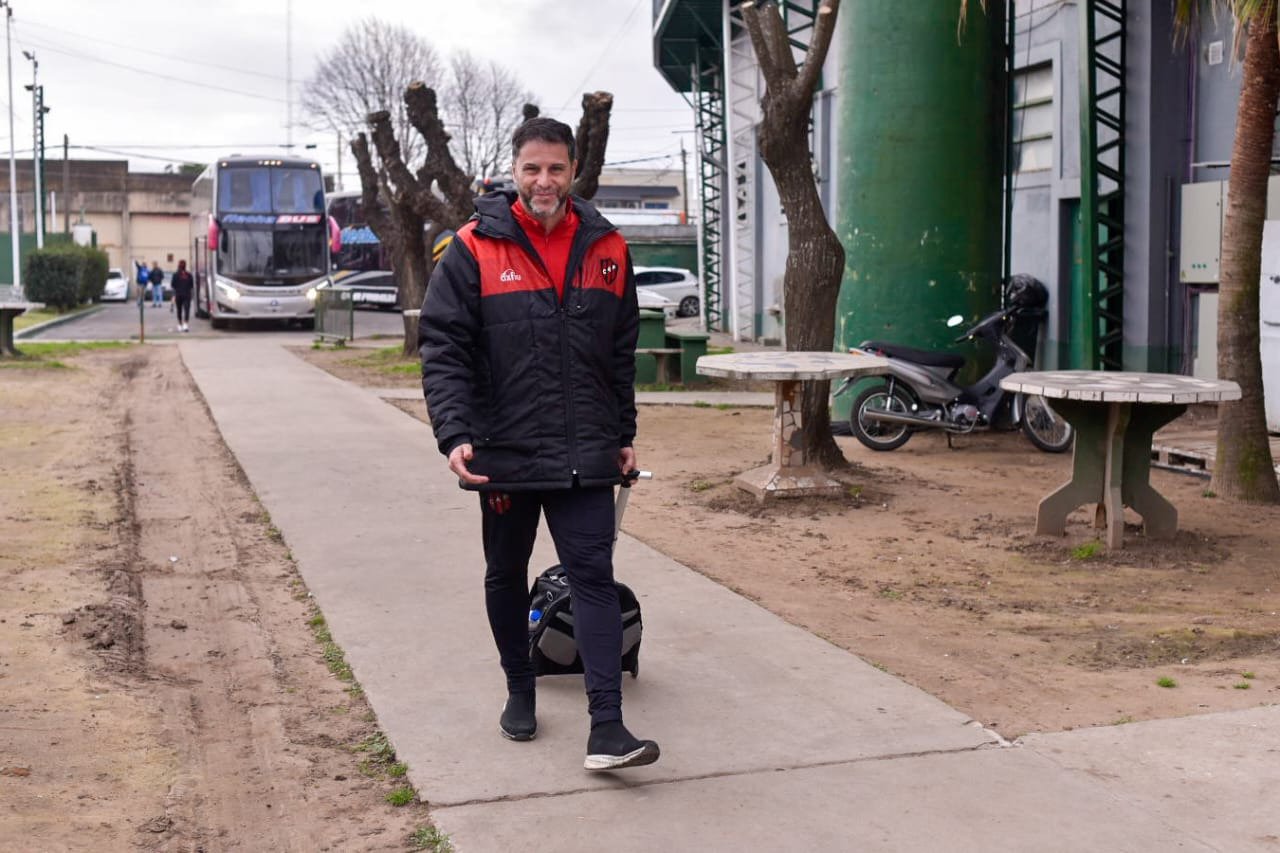 Rodolfo De Paoli ya comenzó a pensar solo en la Zona A de la Primera Nacional.  Prensa Patronato