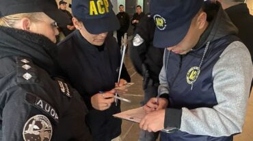 Zurcher indicó que 'si detectamos vigiladores que no están habilitados