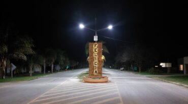 'Apenas 90 días después de que se acreditaron los recursos se culminó con la obra de renovación de la iluminación sobre ambas avenidas. El proyecto permitió sumar más de 150 luminarias led que permitirán mejorar la iluminación en toda esa zona'