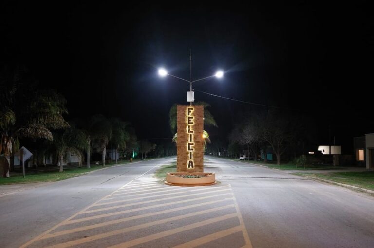 'Apenas 90 días después de que se acreditaron los recursos se culminó con la obra de renovación de la iluminación sobre ambas avenidas. El proyecto permitió sumar más de 150 luminarias led que permitirán mejorar la iluminación en toda esa zona'