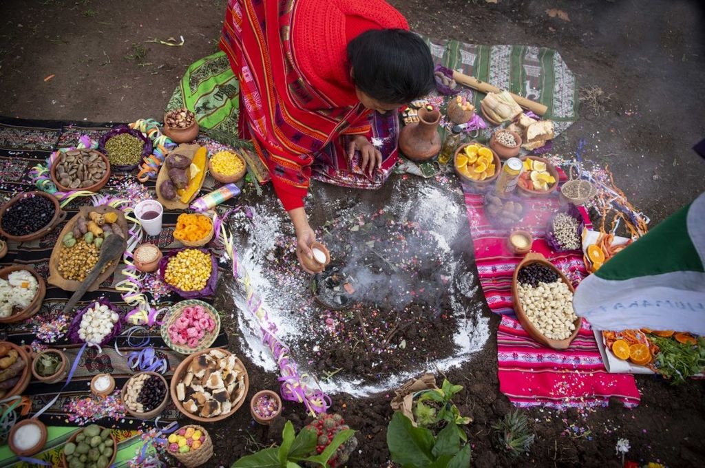El 1° de agosto es una fecha importante en la cosmovisión de los pueblos indígenas. La Madre Tierra es venerada por ser generadora de la vida
