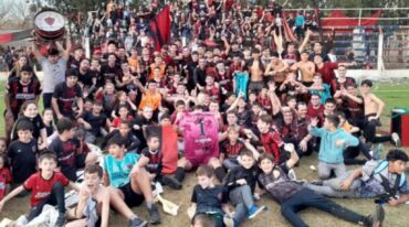 San Martín festejó en grande la eliminación a su clásico rival Americano. Gentileza.