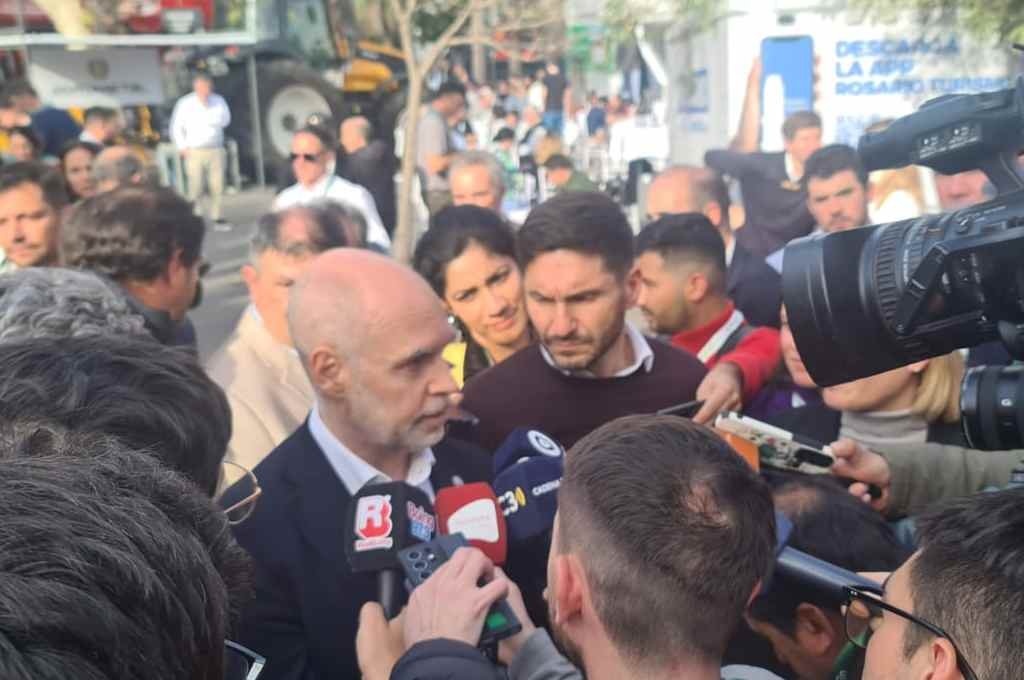 El jefe de gobierno de la Capital Federal y Pullaro estuvieron en Metropolitano. Gentileza.