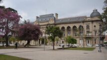 La Casa Gris