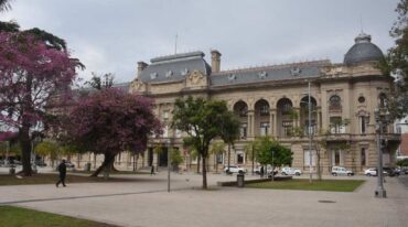 La Casa Gris