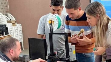 Desde el grupo Por Sastre lanzaron un taller de Iniciación a la Programación Infantil orientado a niños de primero