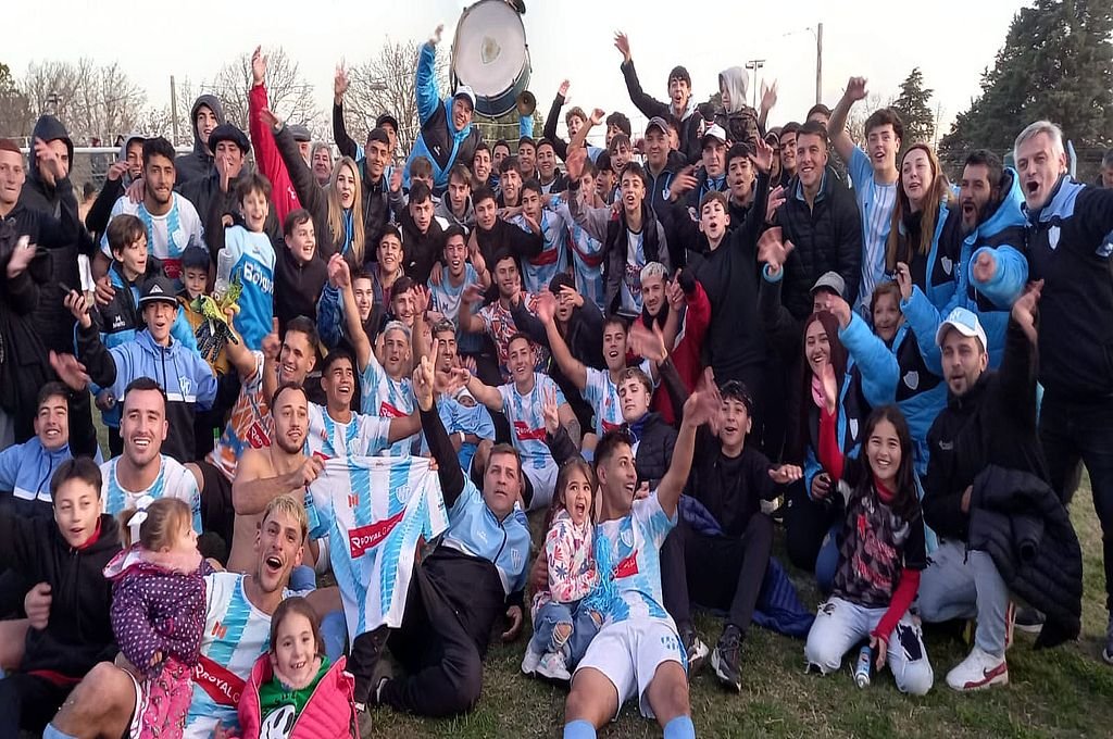 Belgrano campeón Oficial Liga Paranaense de Fútbol.  Juan Manuel Fernández
