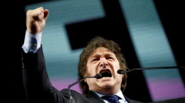 El candidato de la Libertad Avanza se imponía como el más elegido. Archivo