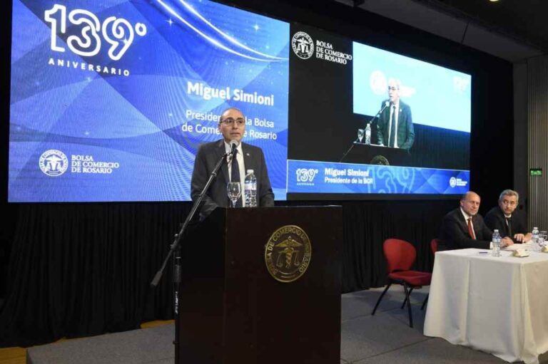 'Es imperioso poner en valor la infraestructura básica de transporte de cargas que