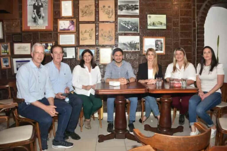 El ex ministro provincial estuvo en la ciudad del noreste santafesino. Gentileza.