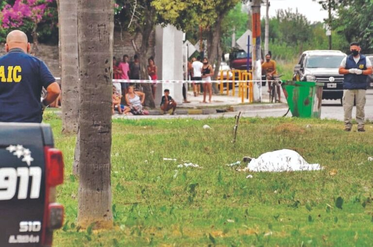 En el departamento Rosario los investigadores trabajan a destajo por la cantidad de crímenes que se registran desde hace años. Archivo