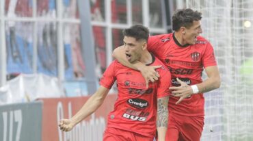 Levato fue titular y marcó uno de los goles.  Prensa Patronato