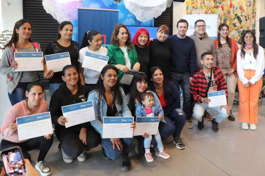 Más de 70 jóvenes se formaron a lo largo del año en Herramientas digitales