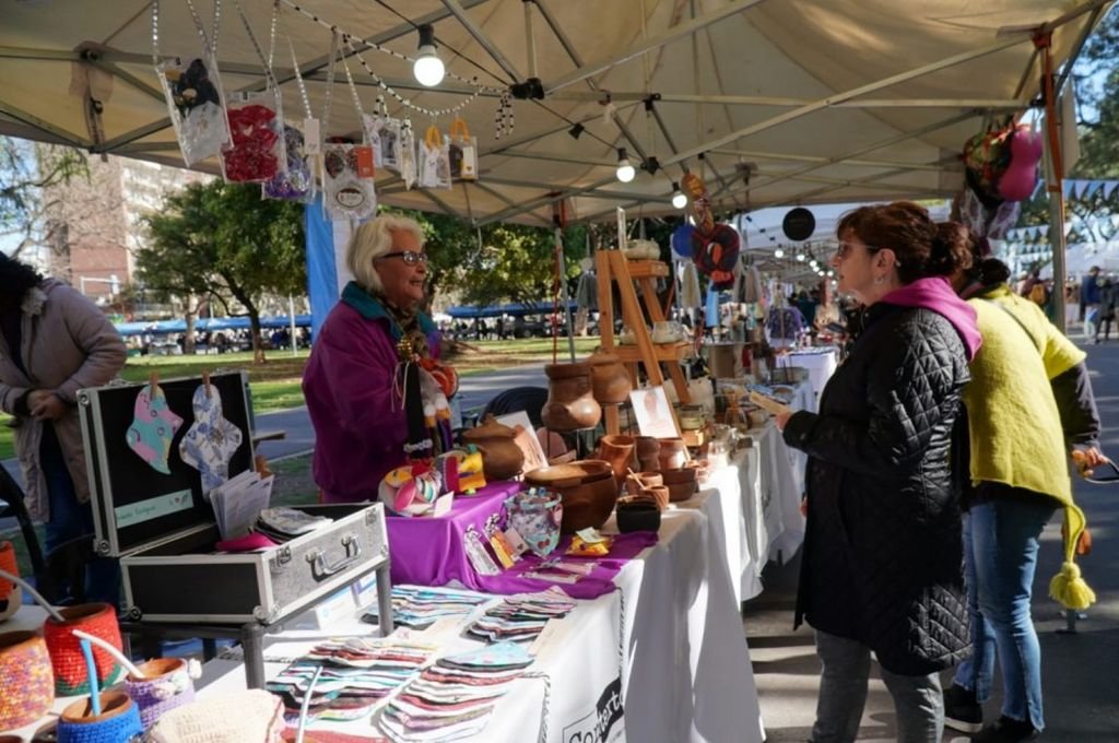 El programa propone una formación teórico-práctica con eje en la economía social y solidaria