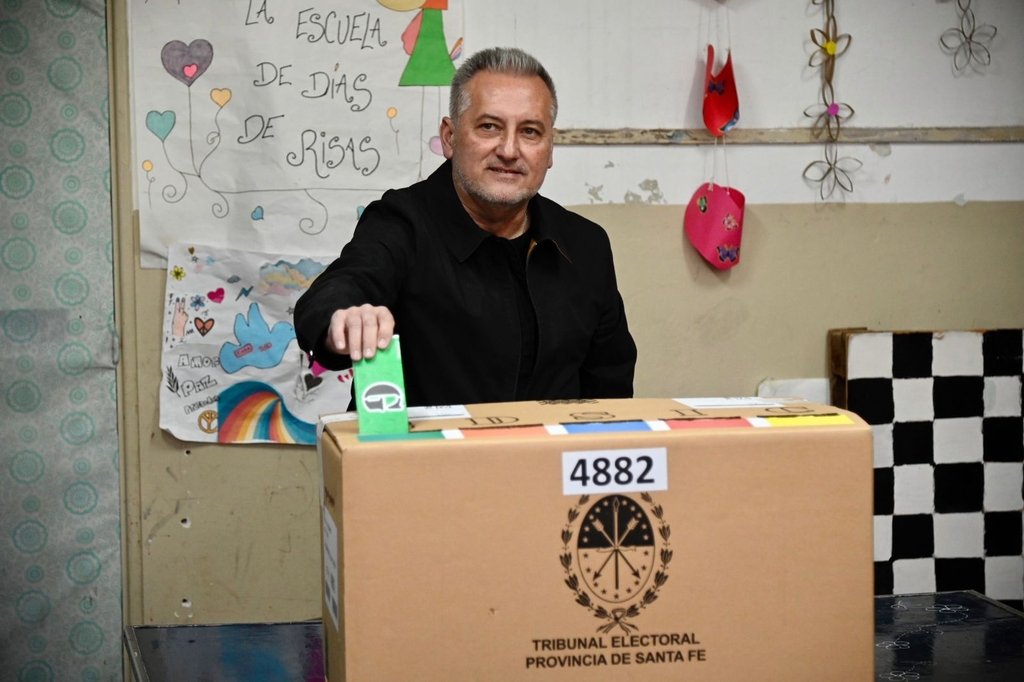 El momento de la votación de Marcelo Lewandowski en Rosario. Marcelo Manera