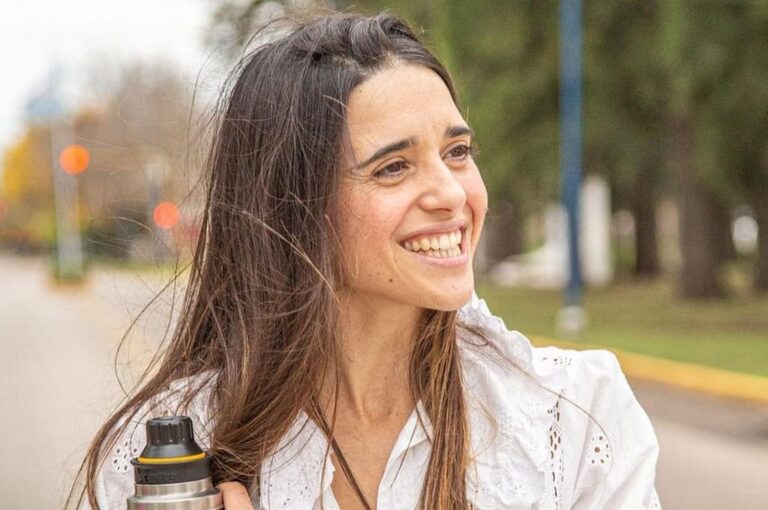 De esta forma la joven profesional de 35 años y actual concejal de la ciudad sucederá al actual intendente Carlos Volpato