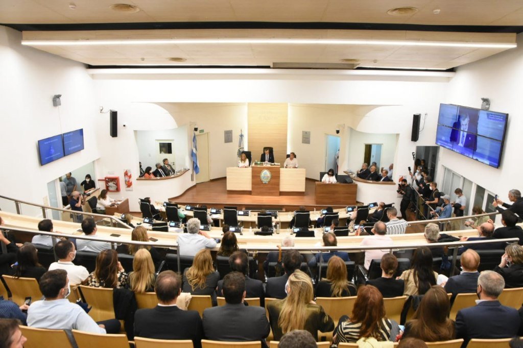 El oficialismo logró renovar las siete bancas que tenía en disputa y los libertarios lograron ingresar con dos ediles. Archivo.