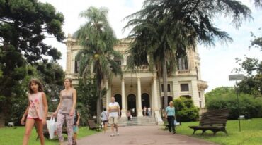 Villa Hortensia fue construida en 1890 por el arquitecto Boyd Walker para la familia de José Nicolás Puccio